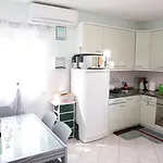 Lidija I Kat Apartament *
