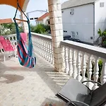 Lidija I Kat