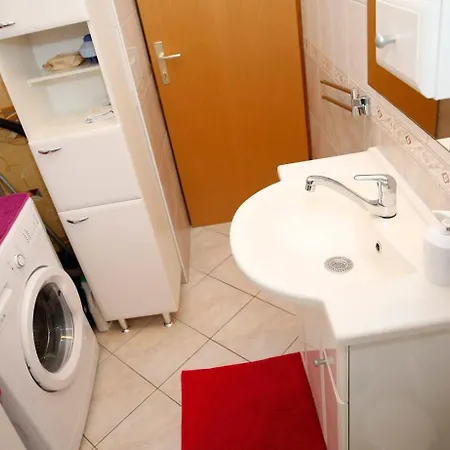 Apartment Lidija I Kat