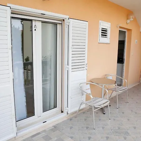 Appartement Lidija I Kat Vodice
